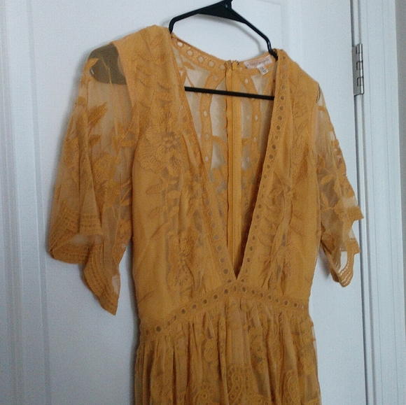 Honeu Punch Lace Dress/Jumpsuit - Picture 4 of 5